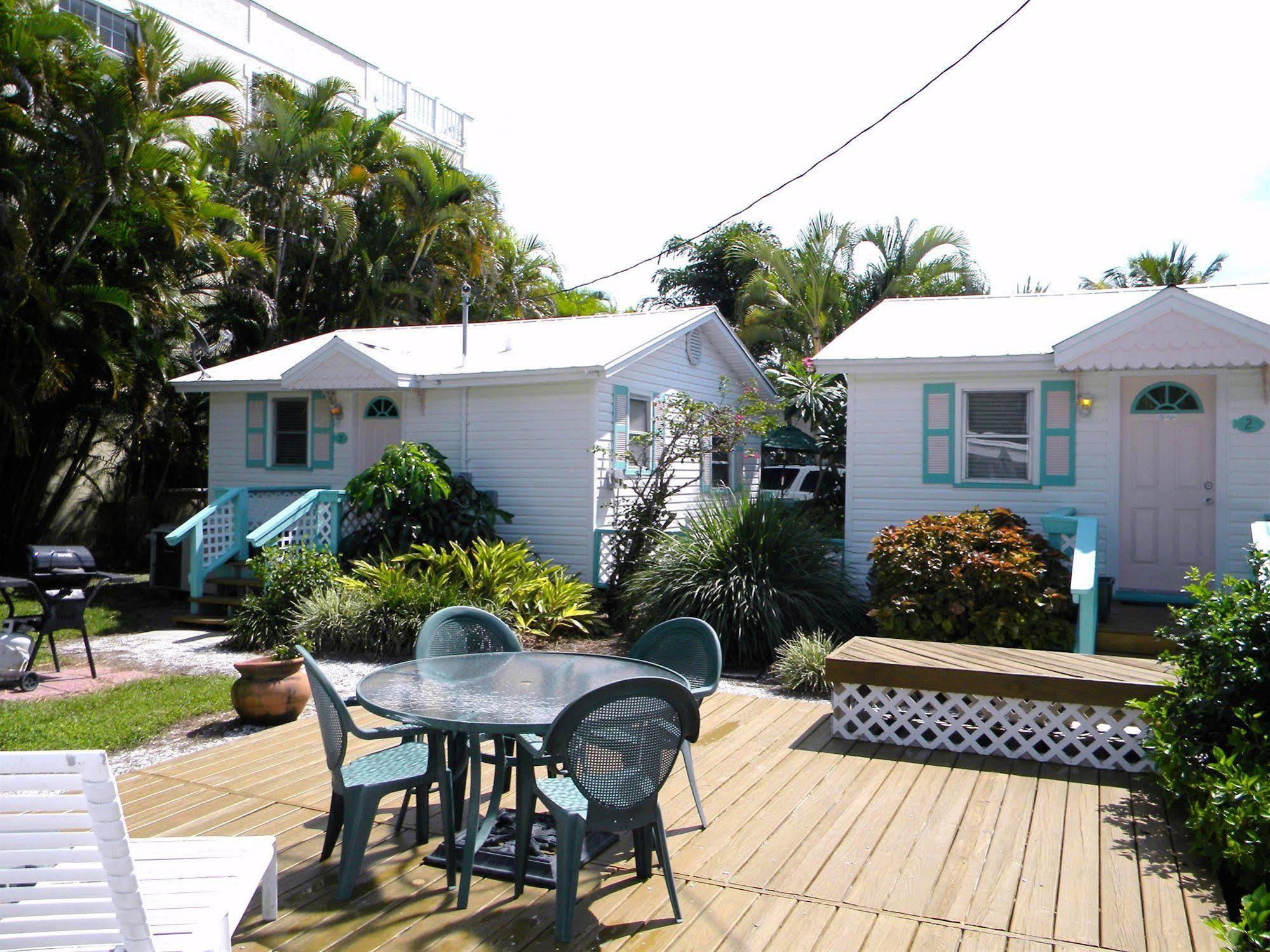 Gulf Breeze Cottages Sanibel Exterior foto
